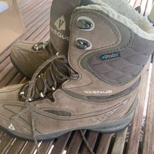 Vasque waterproof snow/hiking boots